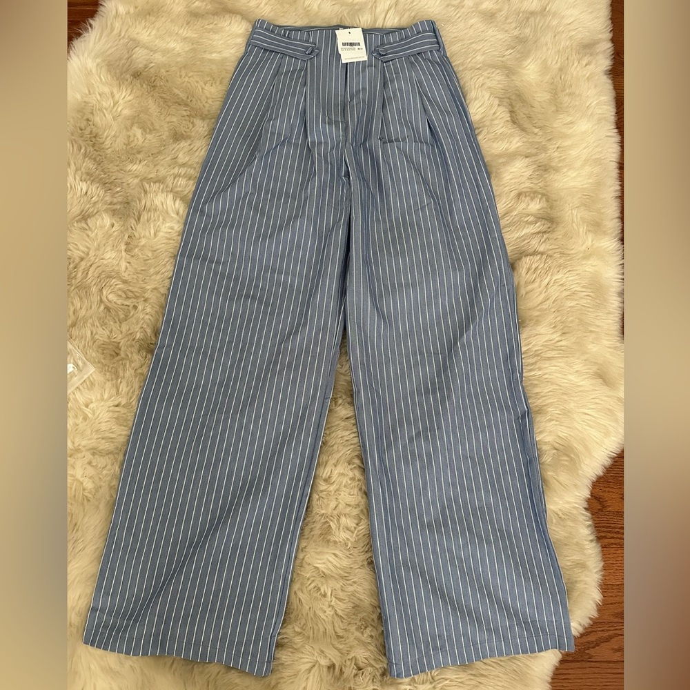 Bobbles and lace pants